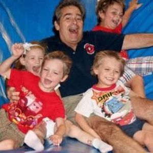 Meet your Posher, Buddy